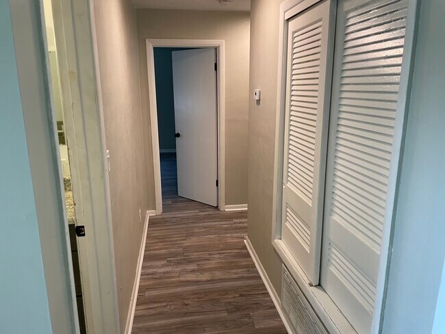 Hallway 1 - 1720 Fireman Dr