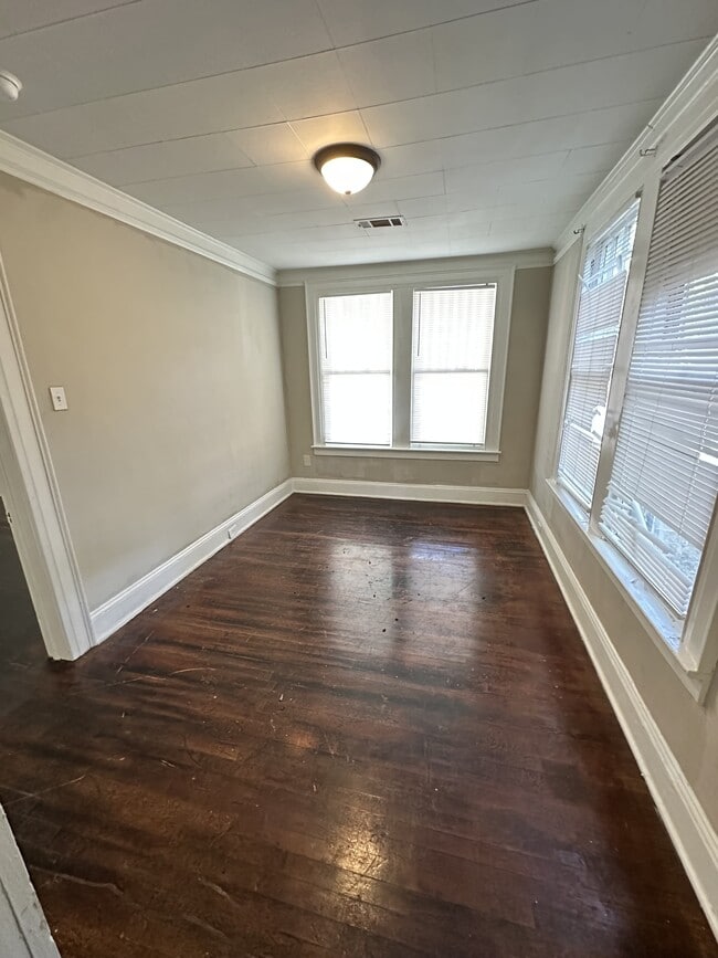 Building Photo - 2509 Poplar St