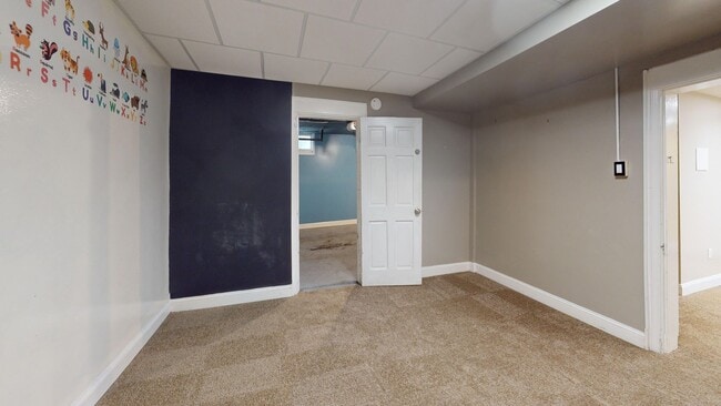 Building Photo - Spacious Three Bedroom Silver Spring House...