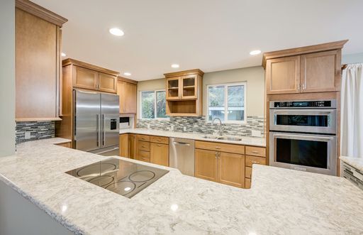 Building Photo - Beautiful 4 Bedroom Home in Matthews Beach AVAILABLE NOW!