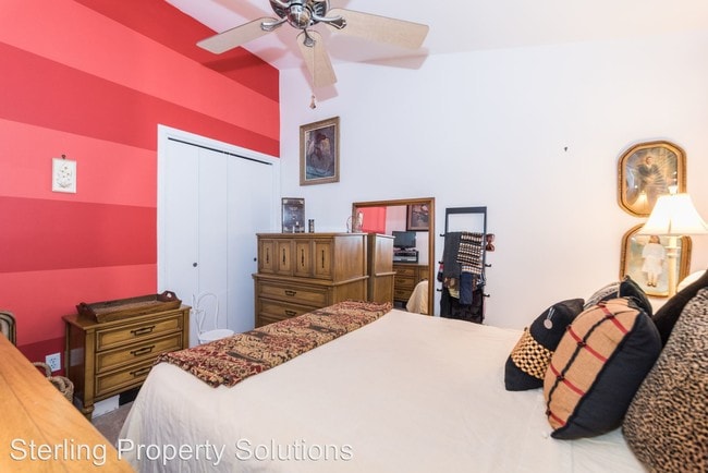 Building Photo - 3 br, 2 bath House - 2-6 Brooke Club Dr