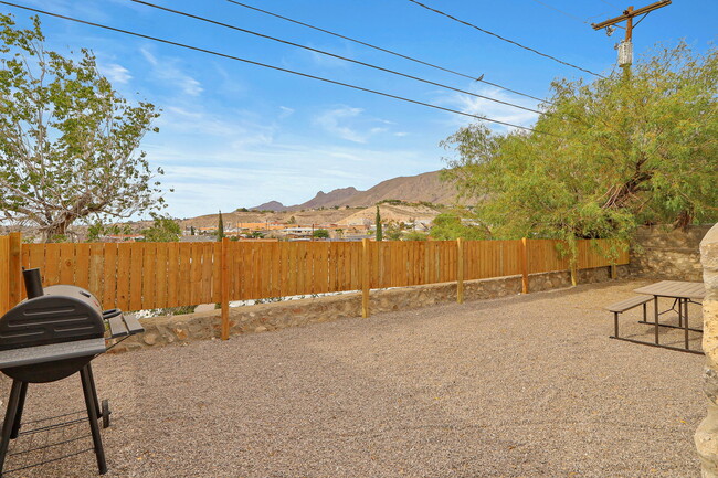 BBQ Grill & Picnic Table - 5200 Carousel Dr