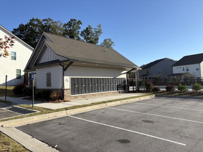 Building Photo - 5125 Fox Den Rd