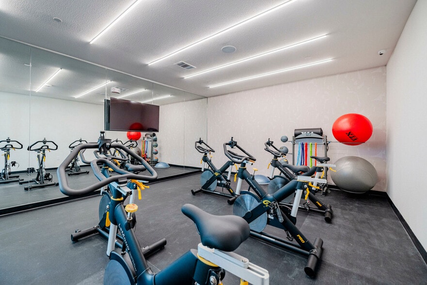 Building Photo - 11600 Spirit Dr