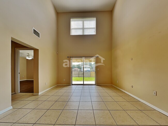 Building Photo - 5233 Mango Fruit St