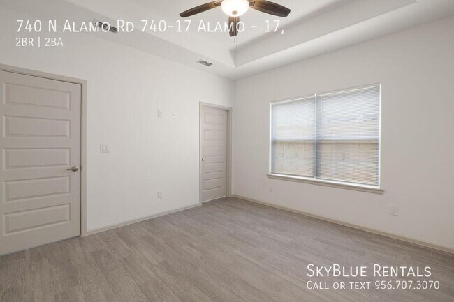 Building Photo - 740 N Alamo Rd