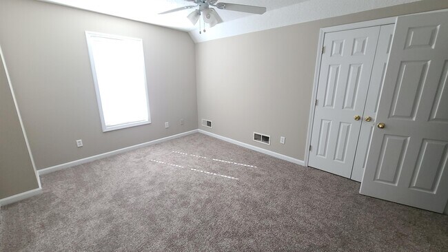 Building Photo - 70 Vinny's Terrace