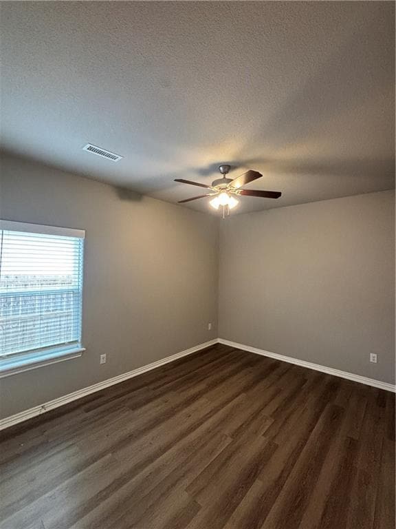 Building Photo - 321 Grove Ln