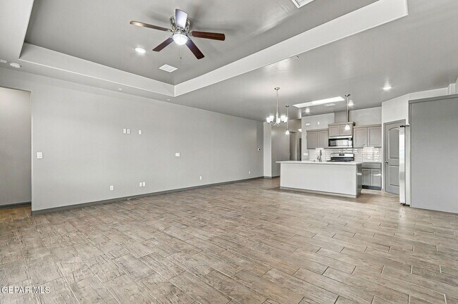 Building Photo - 12760 Dorchester Ave