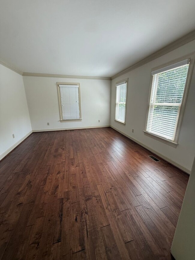 Building Photo - 4761 Bristol Cir