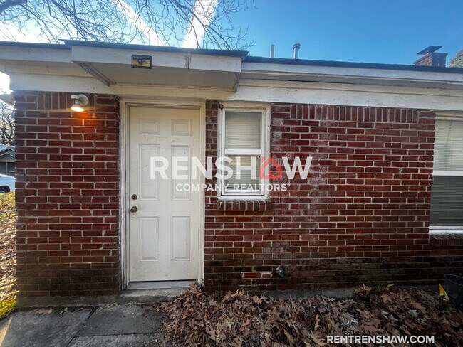 Building Photo - 278 N Hollywood St