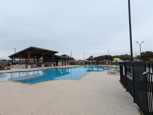 Building Photo - 619 Fisher Ln