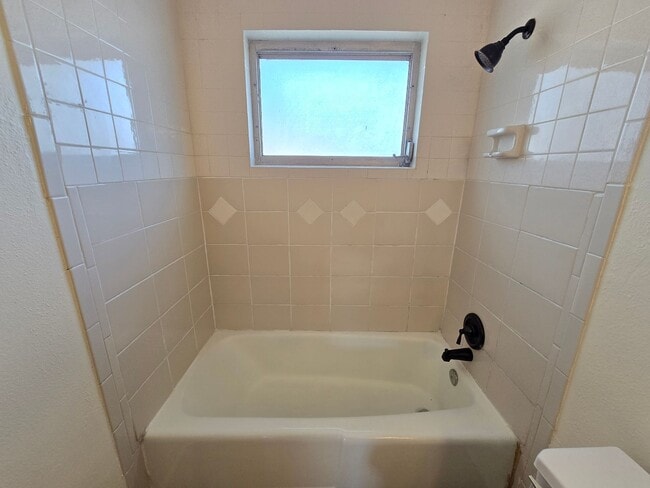 Building Photo - South Sarasota/ Gulf Gate 3 bed/ 1 bath Home ~ Coming Soon!