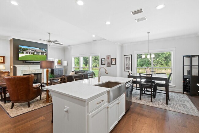 Building Photo - 31889 Marvanna Dr