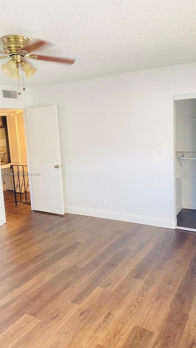 Building Photo - 5407 NW 27th St