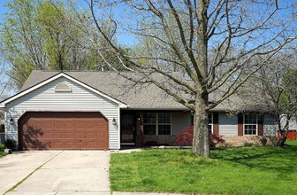 Building Photo - 4320 Roundtable Ct