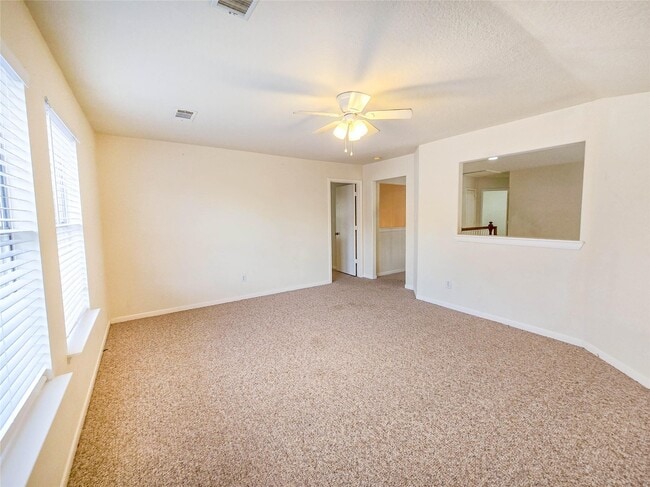 Building Photo - 2214 Trotter Dr