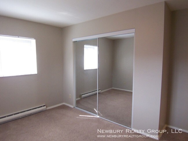 Building Photo - 1449 Poplar St