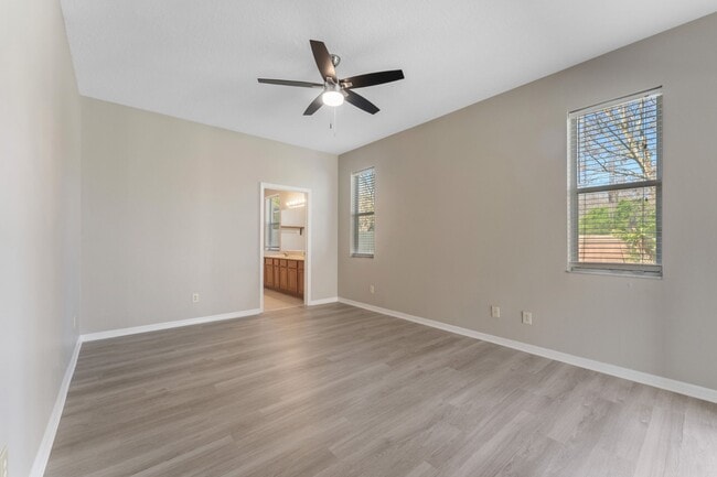 Building Photo - Absolutely stunning 3BR/2BA & 2-Car Garage home in highly sought-after Ballantrae community