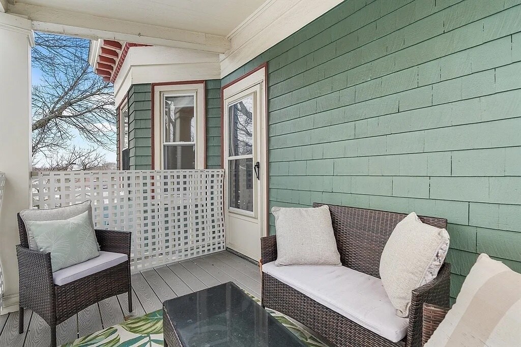 Building Photo - 95 Auckland St