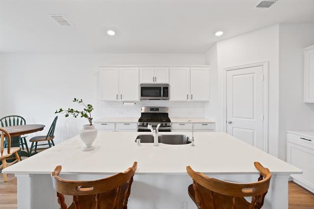 Building Photo - 3313 Chasemoor Dr