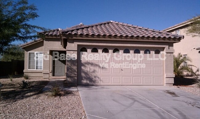 Building Photo - 724 S 223rd Ln