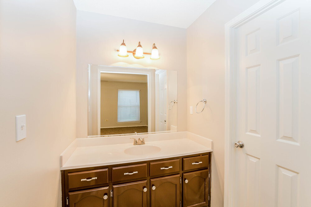 Building Photo - 10340 Palmer Cove