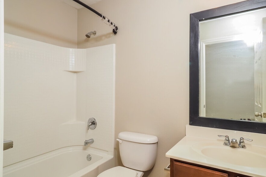 Building Photo - 3200 Sadie Trail