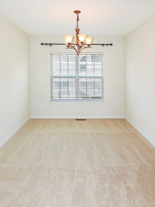Building Photo - 21310 Jettison Ct