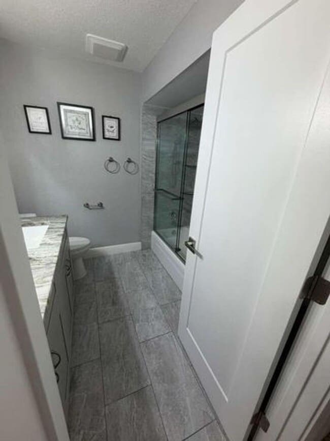 Building Photo - 4433 Foss Rd