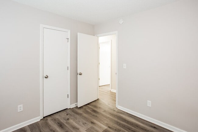 Building Photo - 3434 Braewick Pl