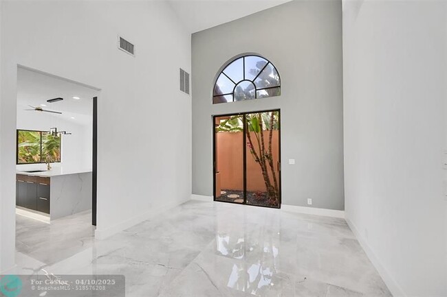 Building Photo - 6488 Via Rosa