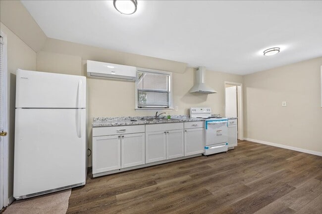 Building Photo - 3/2 with 1/1 In Law Suite in  Heritage Farms Orange Park South