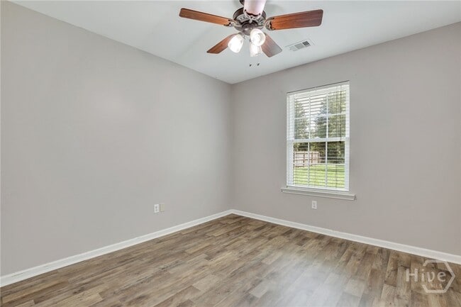 Building Photo - 205 Abigail Cir