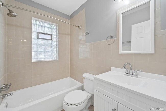 Building Photo - 1524 Cicotte Ave