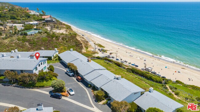 Building Photo - 29680 Zuma Bay Way