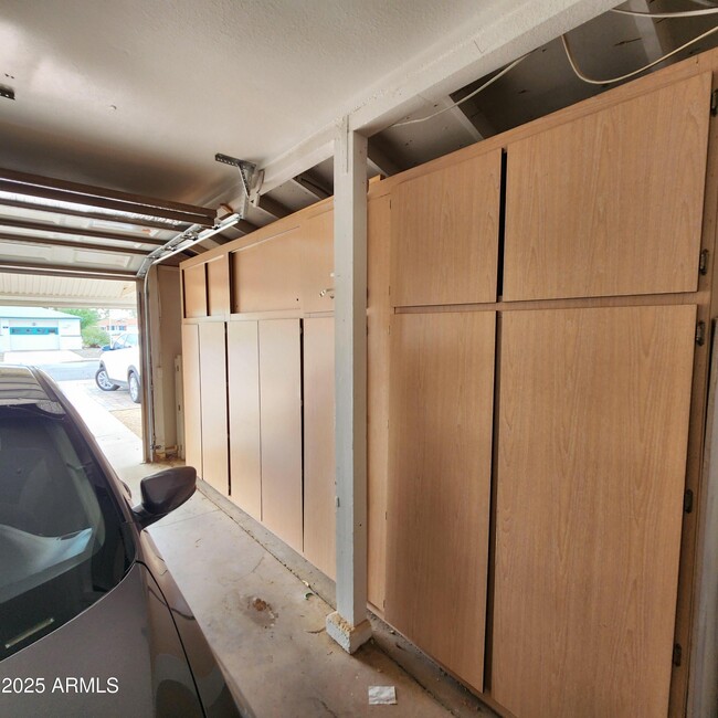 Building Photo - 12665 N Augusta Dr