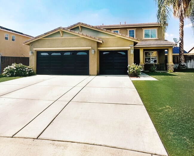 Primary Photo - Beautiful Two Story Southwest Home!
