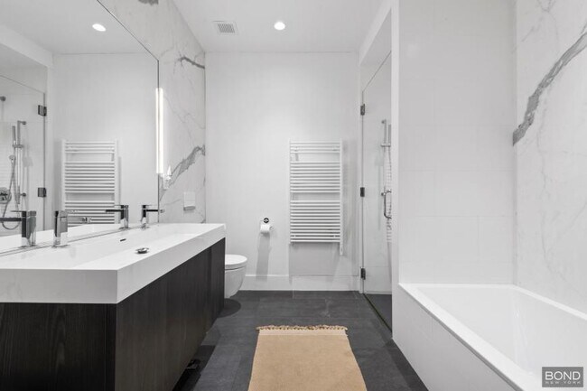 Building Photo - 2 bedroom in New York NY 10009