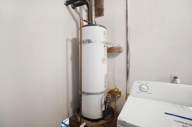 Building Photo - 663 Los Padres Blvd