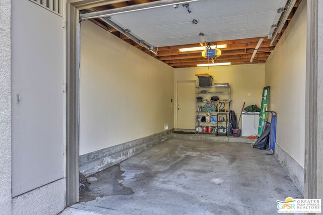 Building Photo - 1183 Tiffany Cir N