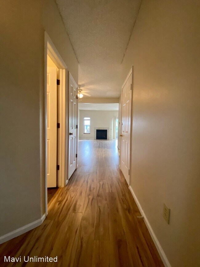 Building Photo - 3 br, 2.5 bath House - 1817 S Union Blvd.