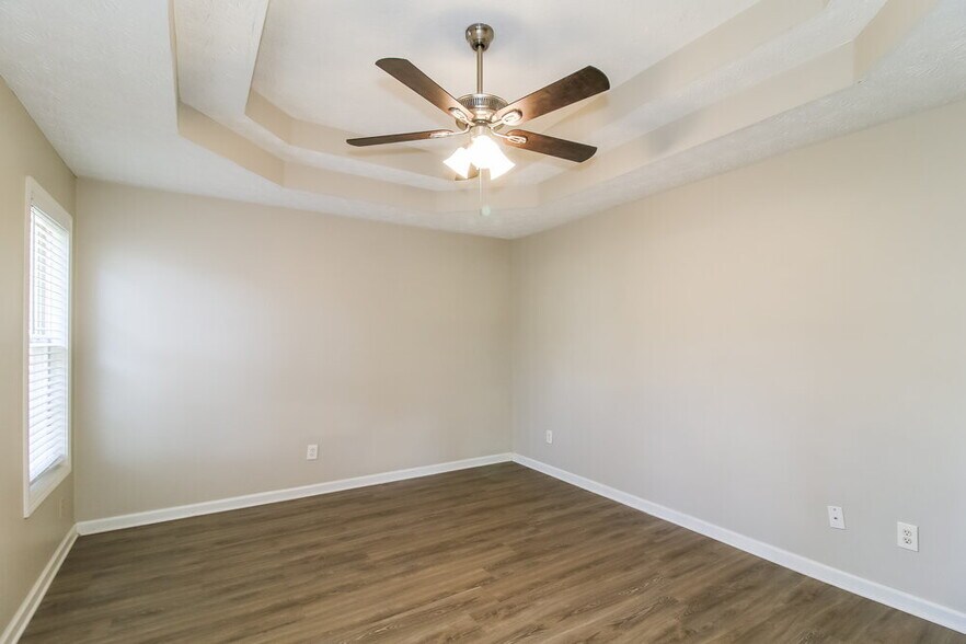 Building Photo - 2951 Highland Park Cir