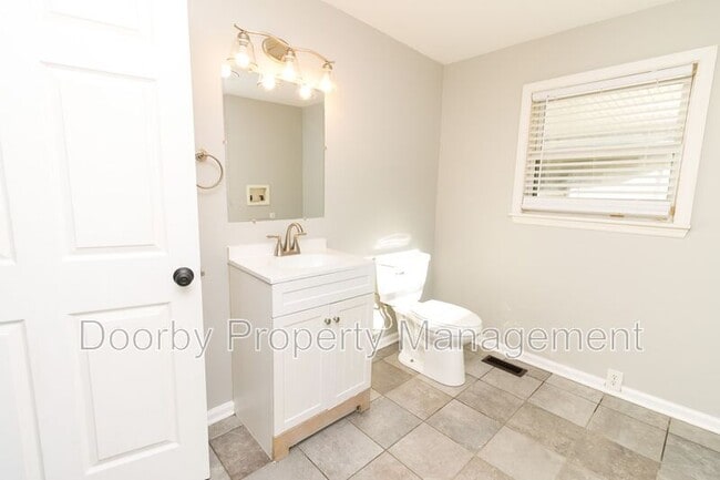 Building Photo - 1908 Cleveland Ave