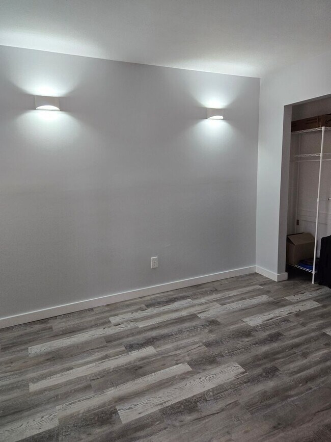 Building Photo - 14221 Shadow Moss Ln