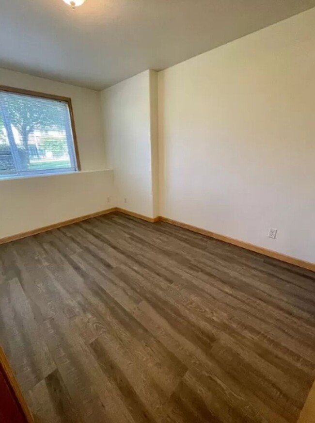 Building Photo - Great One-Bedroom in the Cordata Neighborhood