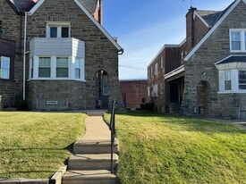 Building Photo - 1905 W Olney Ave