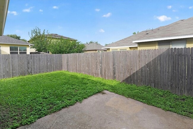 Building Photo - 15111 Parrish Ln