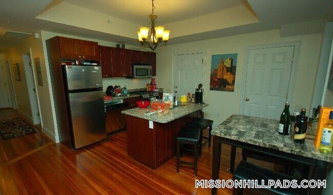 Building Photo - 107 Fisher Ave