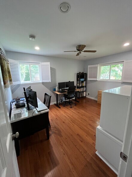 Building Photo - 1709 Lorre Dr